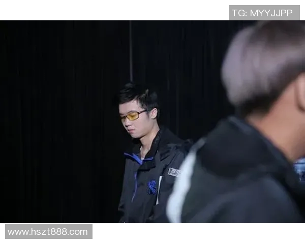 电竞数据高校联赛特别报道FPX逆袭之旅从低谷到巅峰的奋斗与荣耀